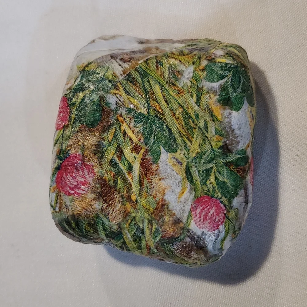 Rabbit Paperweight - Picture 2 of 2